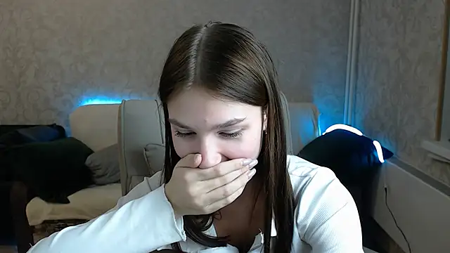 AnaHoney online show from 03.04.25