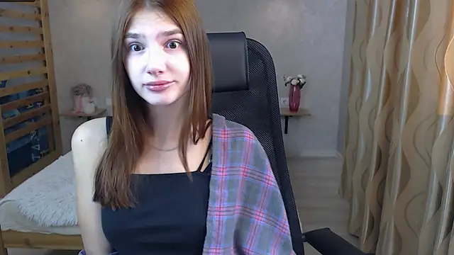 AnaHoney online show from 09.10.25