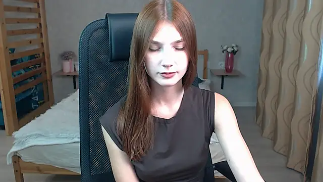 AnaHoney online show from 10.20.25