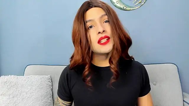 Snapshot of LukaCastillo chatting on 10.29.25 LukaCastillo online show from 10.29.25