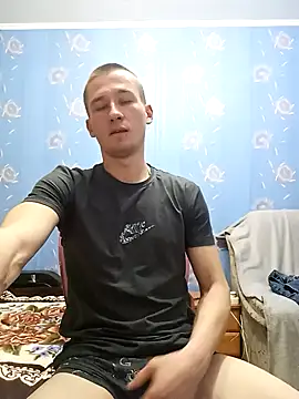 Snapshot of serhii19791 chatting on 02.25.25 serhii19791 online show from 02.25.25