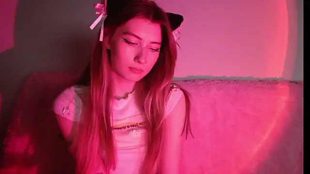 ErikaShyy online show from 12.09.24