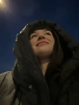 Sophie Avory online show from 02.05.25