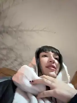 Sophie Avory online show from 02.18.25