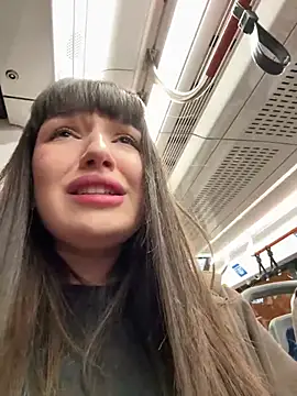 Sophie Avory online show from 03.02.25