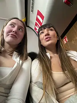 Sophie Avory online show from 02.01.26