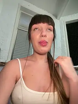 Sophie Avory online show from 06.04.26