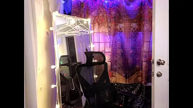 cunty tranny lydia online show from 10.28.25