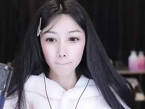 Nuyoah-77 online show from 01.16.26