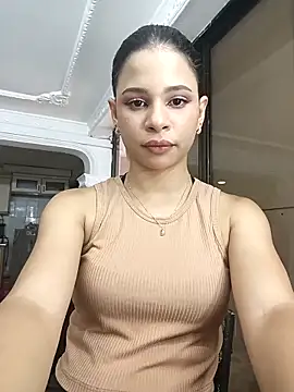 Snapshot of LadyAvalon chatting on 09.17.25 LadyAvalon online show from 09.17.25