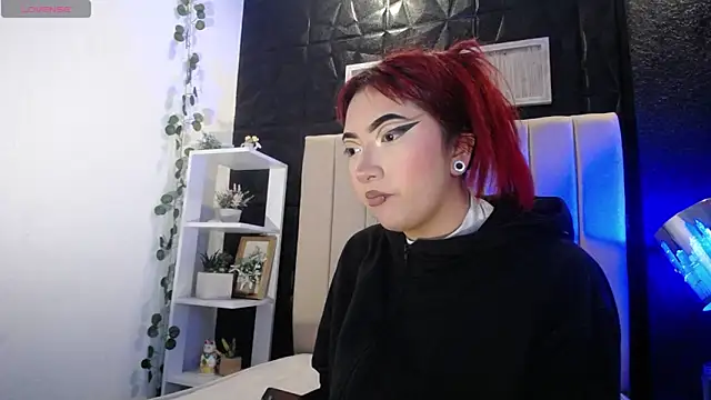 Mia Rinn online show from 12.20.24