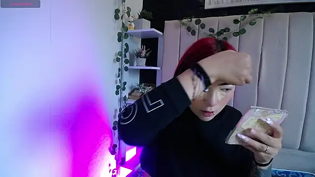 Mia Rinn online show from 01.24.25