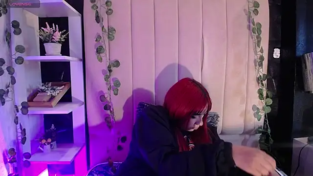 Mia Rinn online show from 01.28.25