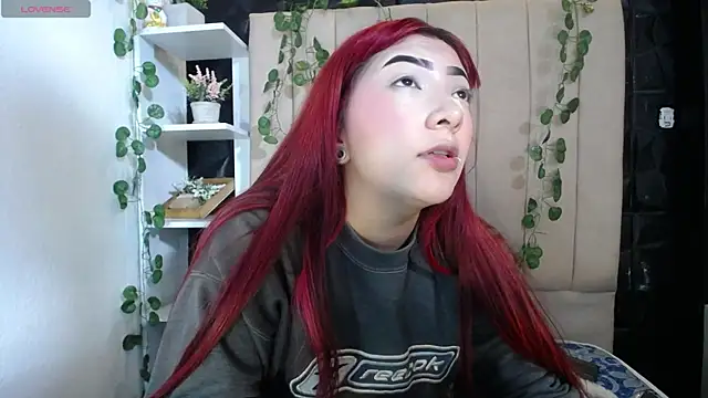 Mia Rinn online show from 02.05.25