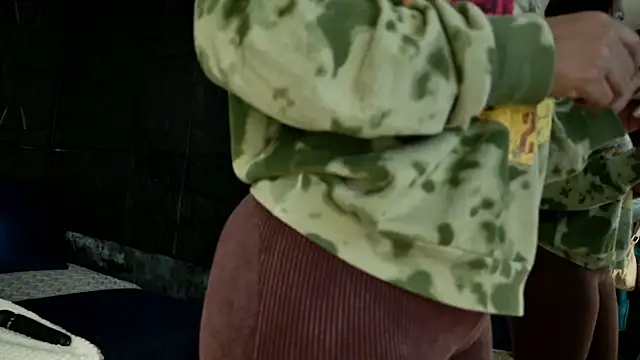 Snapshot of graceymilf666 chatting on 11.15.25 graceymilf666 online show from 11.15.25