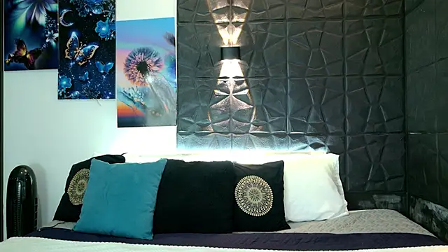 Snapshot of graceymilf666 chatting on 12.17.25 graceymilf666 online show from 12.17.25