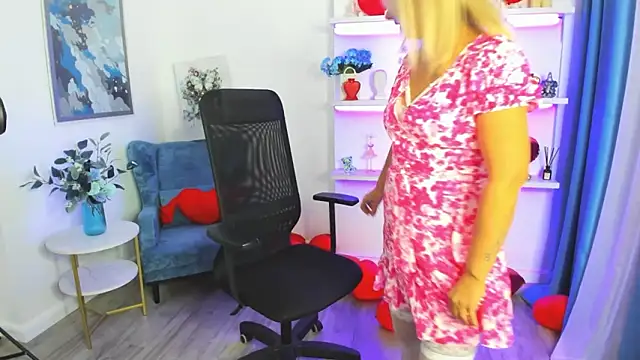 AgathaKlouin online show from 02.15.26