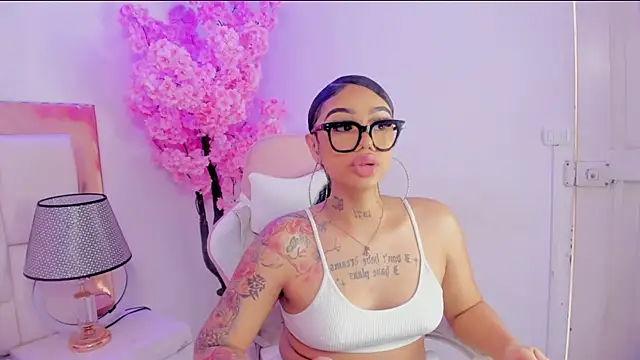 Mia Jansen online show from 02.06.25