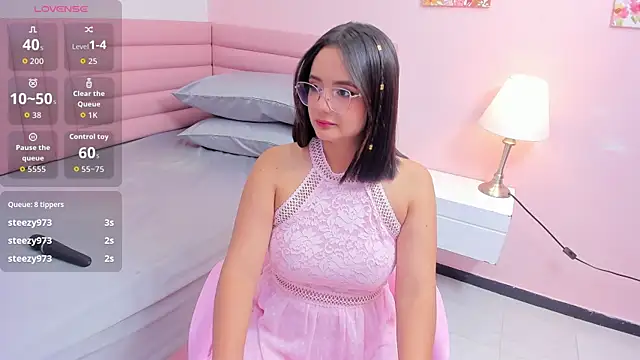 Snapshot of kae_styles chatting on 11.06.25 kae styles online show from 11.06.25