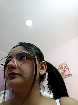 Snapshot of kae_styles chatting on 11.09.25 kae styles online show from 11.09.25