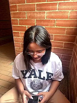 Snapshot of kae_styles chatting on 01.08.26 kae styles online show from 01.08.26