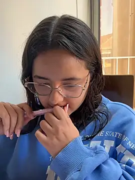 Snapshot of kae_styles chatting on 02.04.26 kae styles online show from 02.04.26