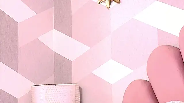 KylieMonnett online show from 01.05.26