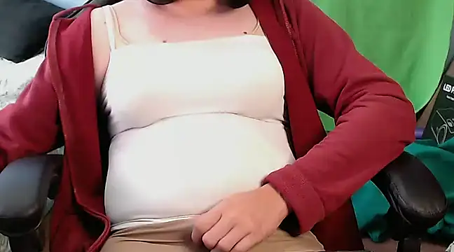 Lucy Pixie online show from 12.28.24