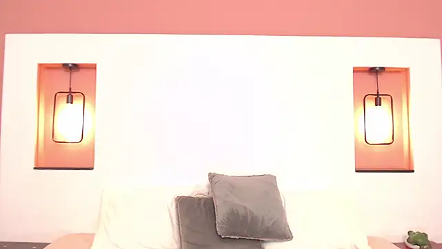 Miley Collins online show from 12.12.24