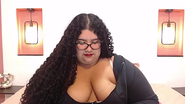 Miley Collins online show from 02.19.25