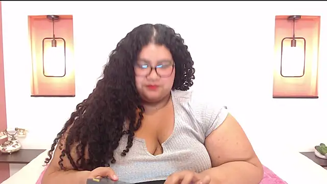 Miley Collins online show from 03.11.25