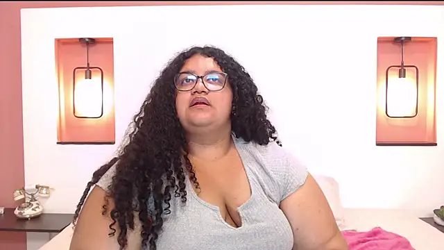 Miley Collins online show from 03.11.25