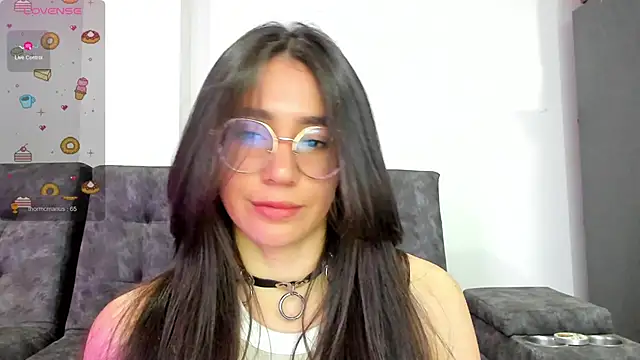 emmadiaz1 online show from 01.12.25