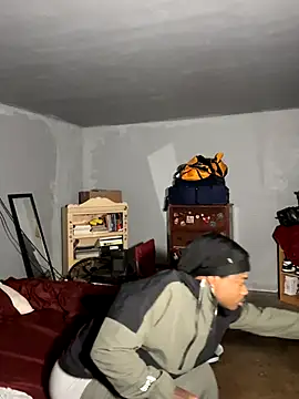 Snapshot of SluttyLyfe4L chatting on 10.23.25 SluttyLyfe4L online show from 10.23.25