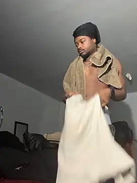 SluttyLyfe4L online show from 12.17.25