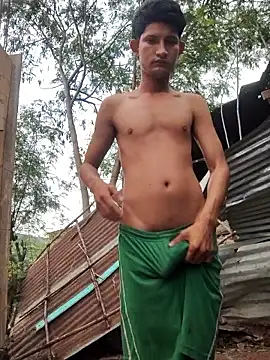 Valentinacuc online show from 04.05.26