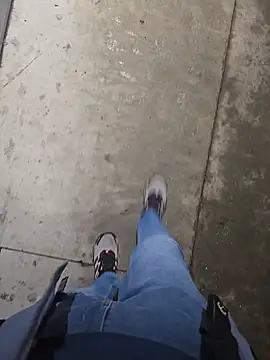 Snapshot of Keshuloveyou chatting on 12.28.24 Keshuloveyou online show from 12.28.24