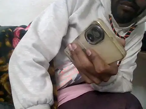 devilsam3327 online show from 11.11.25