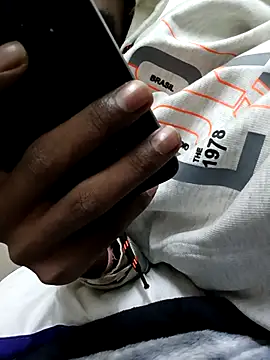 devilsam3327 online show from 12.19.25