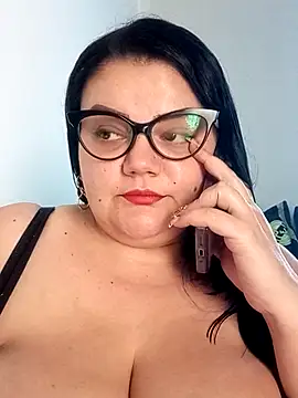 Snapshot of Madisonpalacio chatting on 12.02.25 Madisonpalacio online show from 12.02.25