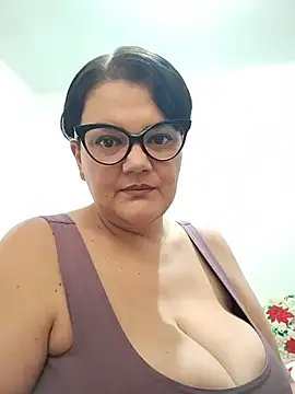 Snapshot of Madisonpalacio chatting on 07.05.26 Madisonpalacio online show from 07.05.26