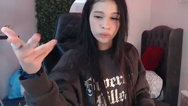 andy bell x online show from 12.10.24