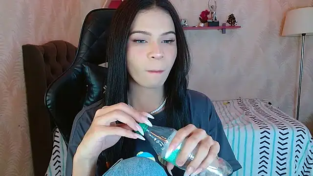 andy bell x online show from 09.14.25