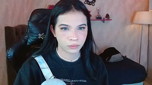 andy bell x online show from 09.28.25