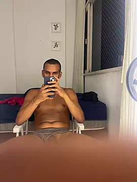 Snapshot of noahmarins chatting on 03.07.25 noahmarins online show from 03.07.25