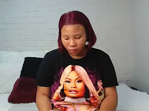 DrippinCaramelCutie online show from 03.01.25