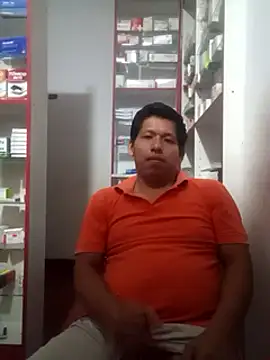 Snapshot of activo202 chatting on 03.18.25 activo202 online show from 03.18.25