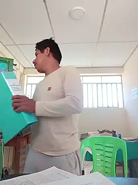 Snapshot of activo202 chatting on 01.10.26 activo202 online show from 01.10.26