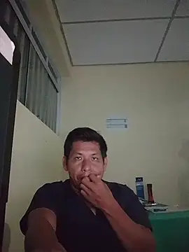 Snapshot of activo202 chatting on 01.15.26 activo202 online show from 01.15.26