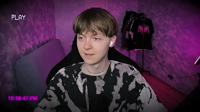 Snapshot of charonbaby1 chatting on 02.19.25 charonbaby1 online show from 02.19.25